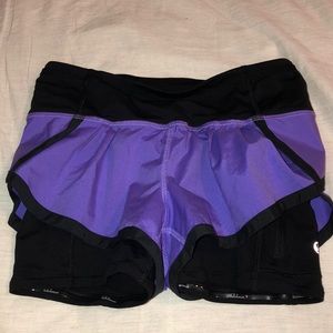 Lulu lemon biking shorts size 2